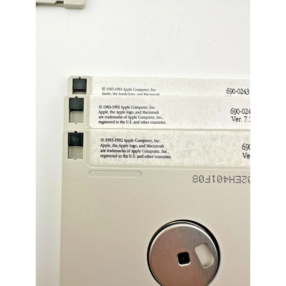 Apple Macintosh System 7.1 Floppy Disk Lot 7 Disks Install Tools Fonts LC 520 55